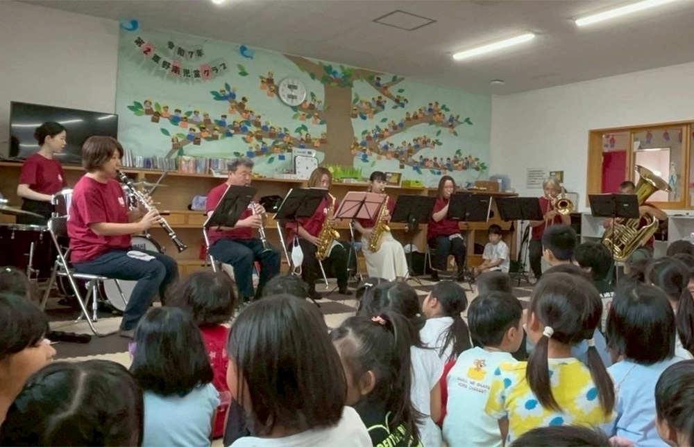8月6日(水)　粟野南・第２粟野南児童クラブ　依頼演奏